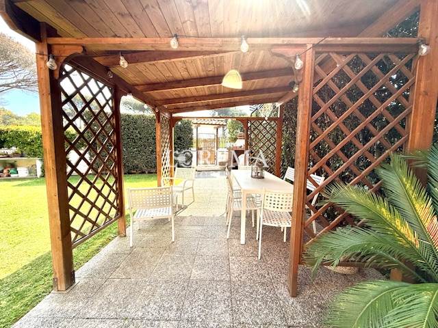 gazebo