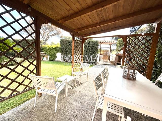 gazebo