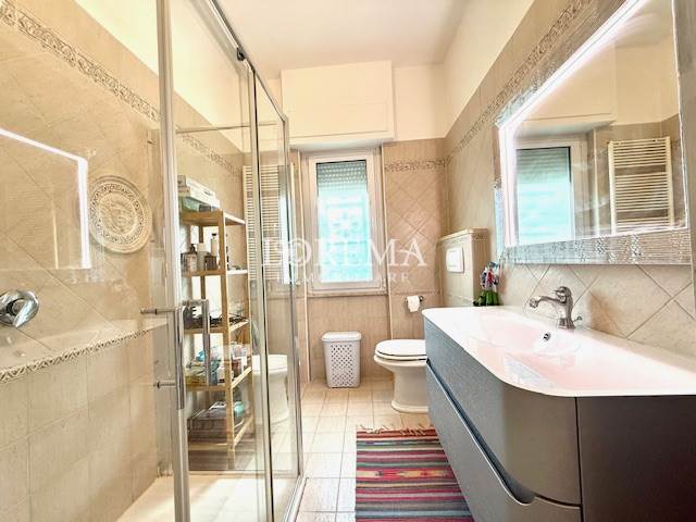bagno primo piano