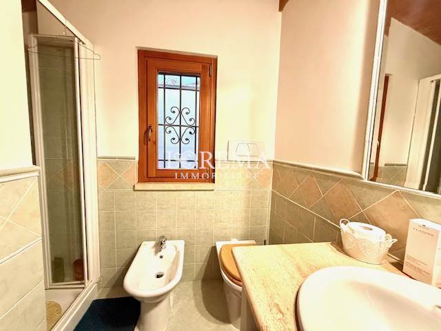 bagno con doccia mansarda