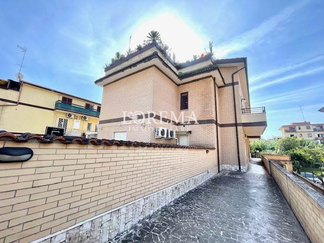 ingresso condominiale